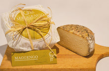 Carica l&#39;immagine nel visualizzatore di Gallery, PECORINO STAGIONATO &quot;MAGGENGO&quot; - LE AFFINITÀ GUSTATIVE